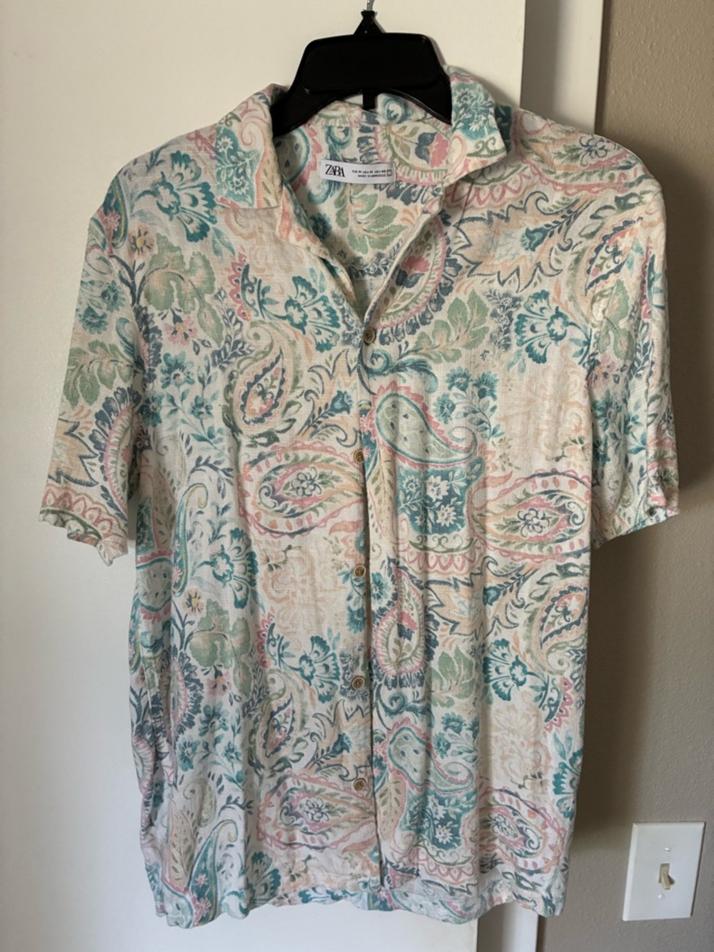 Zara Pastel Paisley Short-Sleeve Button up Shirt